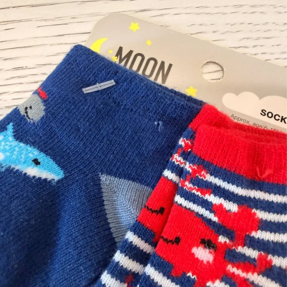 Moon and Stars Lot 2 Whales & Crabs Bandana Bibs and Matching Socks NWT